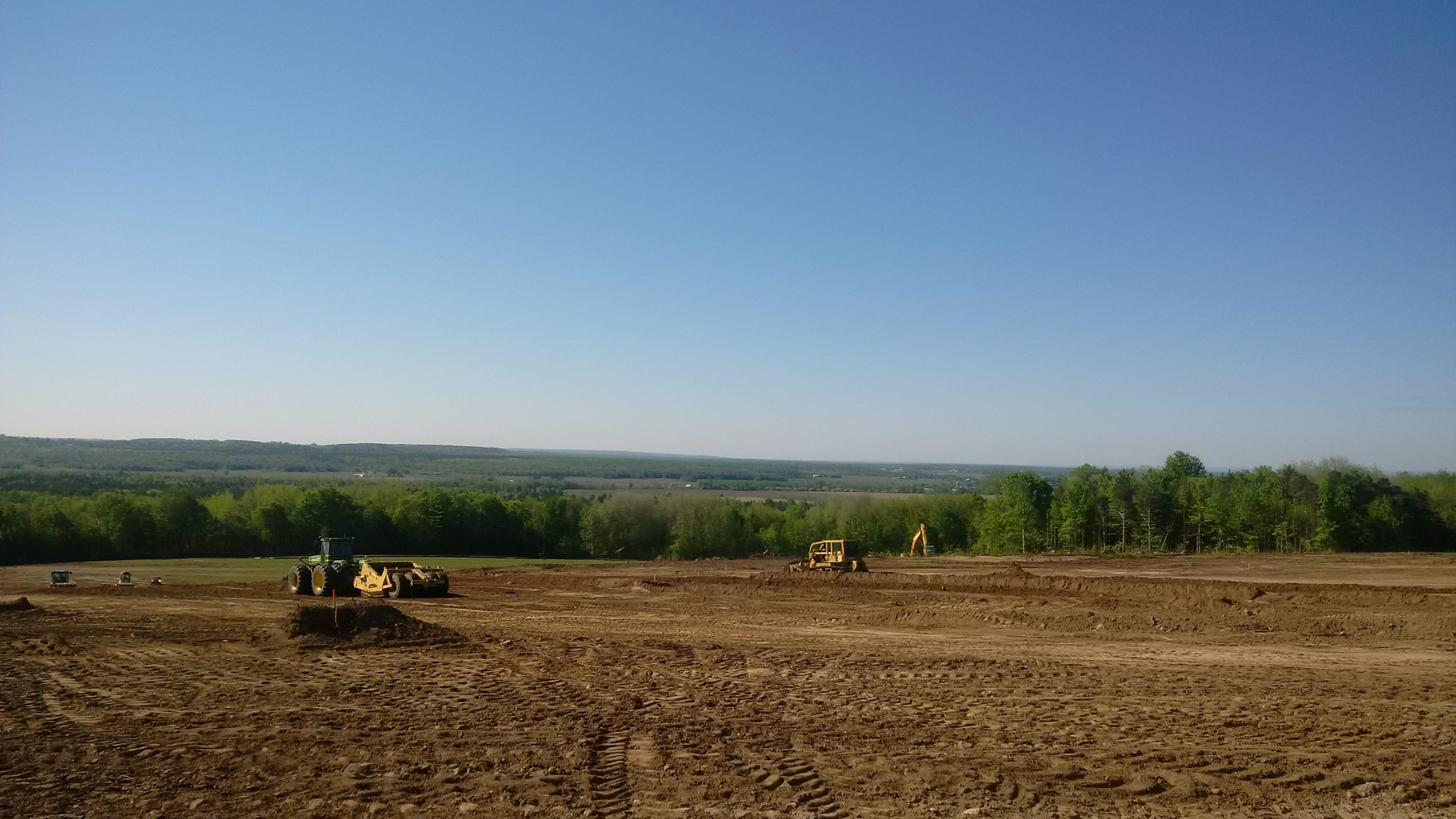 cm0514 Cut and fill to a new building site, Bulldozer, Excavator, scraper, and 3 sheep's foot compactors